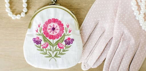 The “Purse”onalities of Vintage Flora